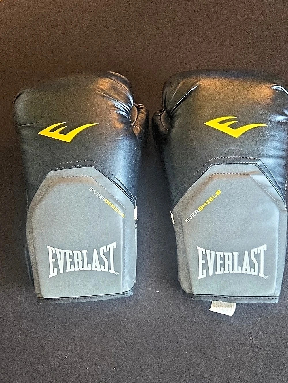 Everlast Evershield Training Gloves Black & Gray 14 oz